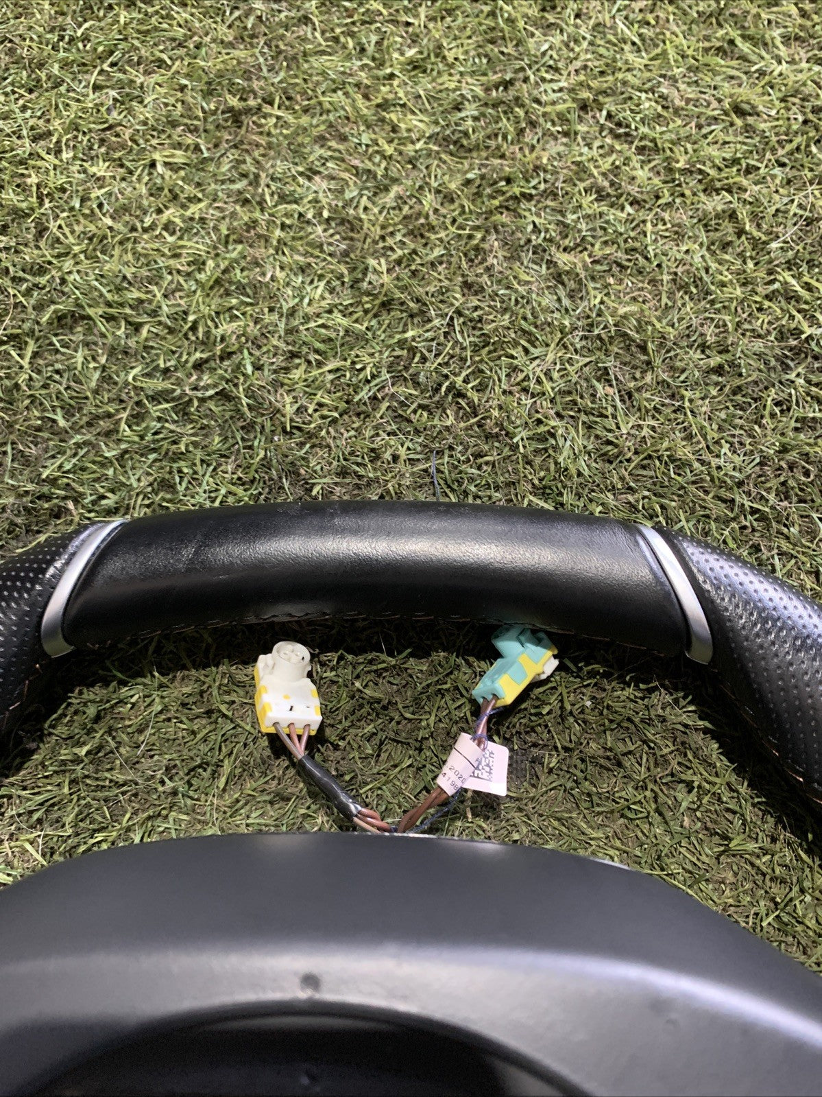 Volante Peugeot 3008 2018 GT 98105489ZD (2)