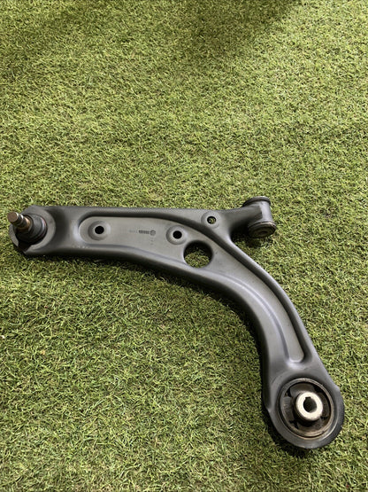 BRACCIO OSCILLANTE ANTERIORE SINISTRO FIAT PANDA 3 SERIE DAL 2013 00520139600