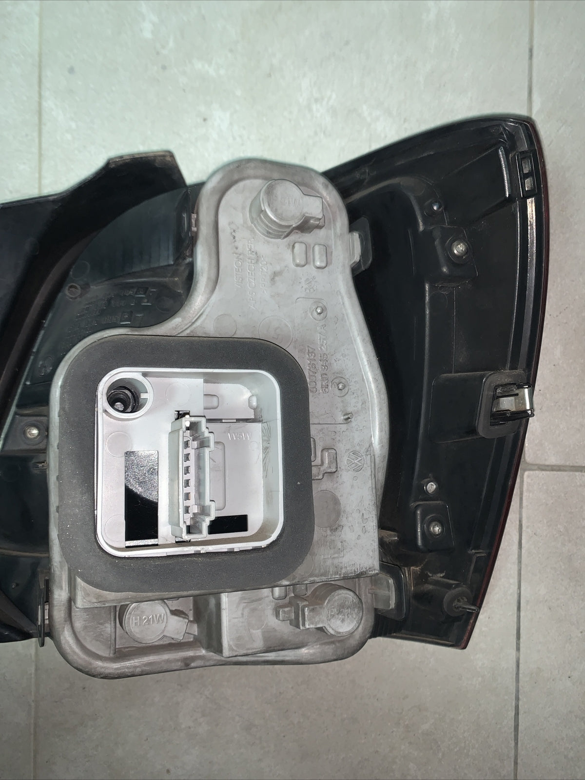 FARO FANALE STOP POSTERIORE SX VOLKSWAGEN POLO 2014 6R0945095N 6R0945111B