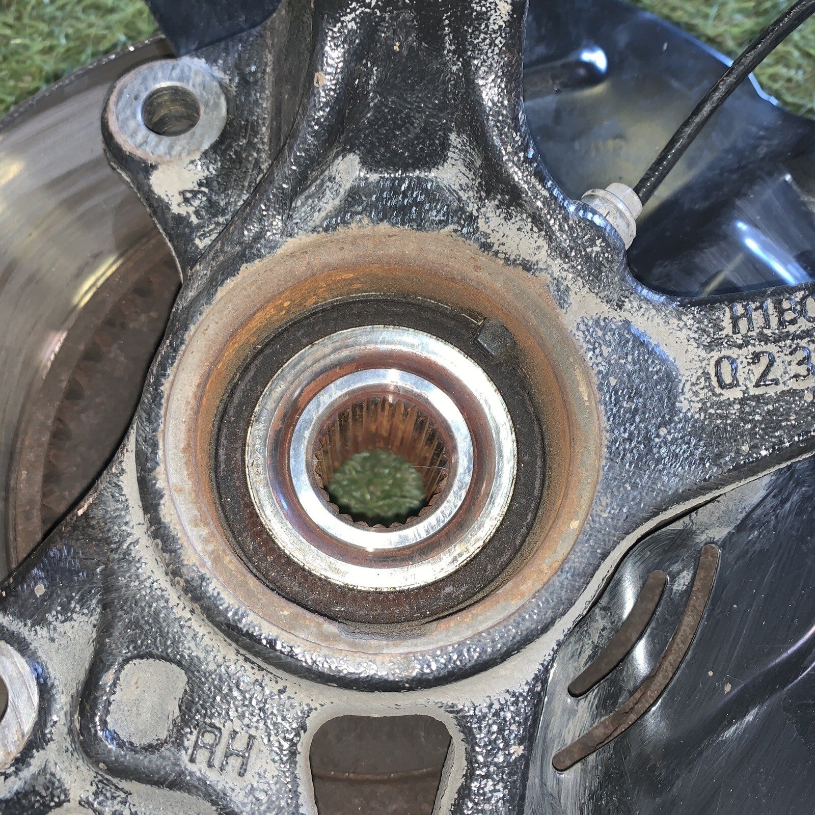 MONTANTE MOZZO ANTERIORE DESTRO FORD FIESTA 2019 1.1 BENZINA