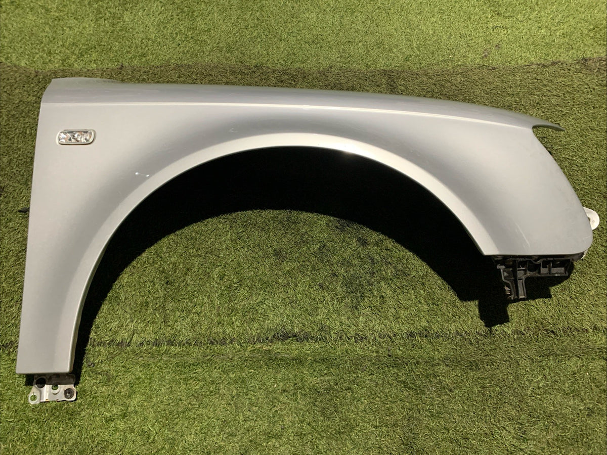 Parafango Anteriore Destro Audi A4 2005