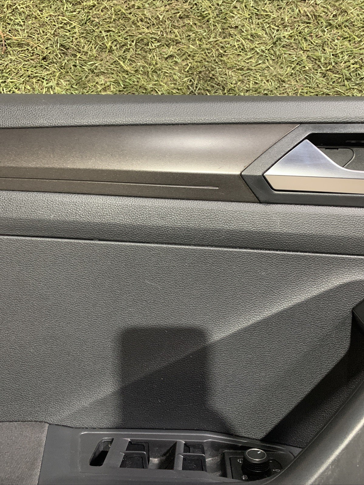 PANNELLO INTERNO PORTA ANTERIORE SINISTRO CON VOLKSWAGEN T-ROC 2021 2GA867011