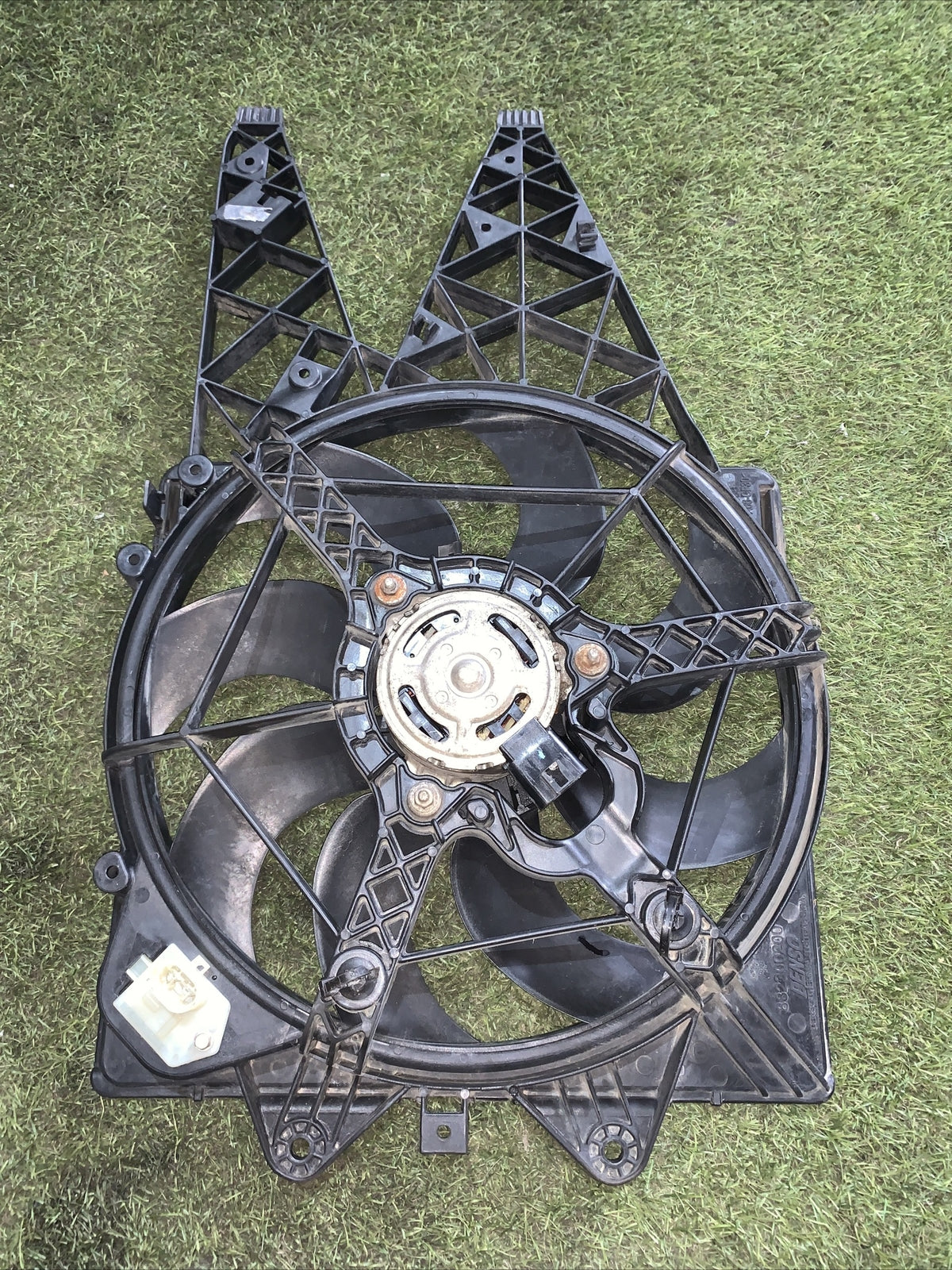 VENTOLA RADIATORE Lancia Delta 882300200 Diesel 1.6 (0710) 1662629