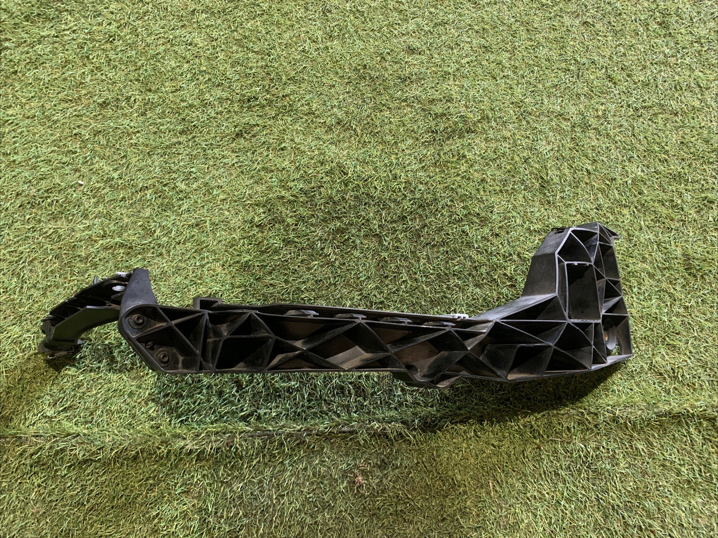 Staffa Faro Anteriore Destro Audi Q2 81A805608B