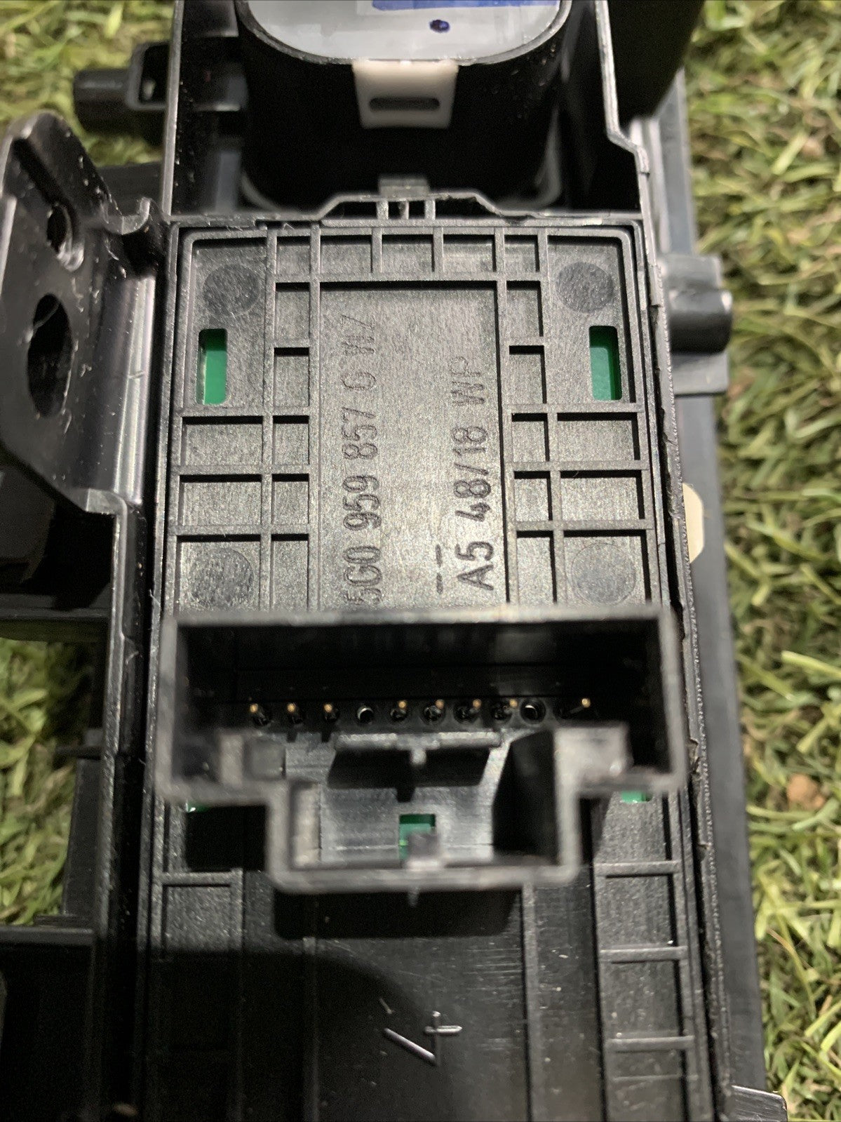 Pulsantiera alzavetro anteriore sinistra Audi A1 GB (2018 )  82B867255