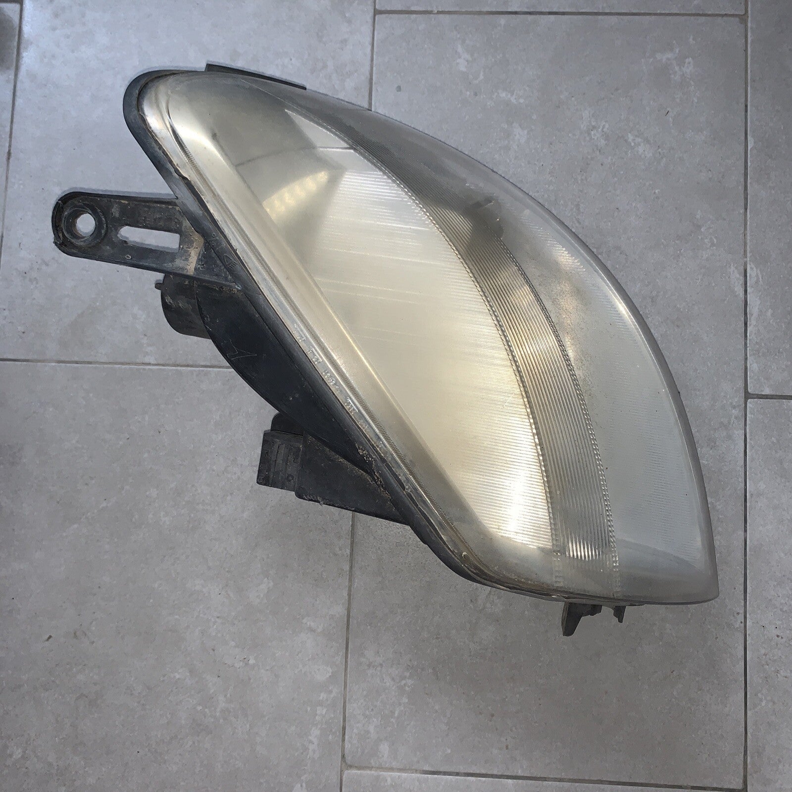 Faro fanale anteriore sx CITROEN BERLINGO 03-08 PEUGEOT PARTNER 03-08