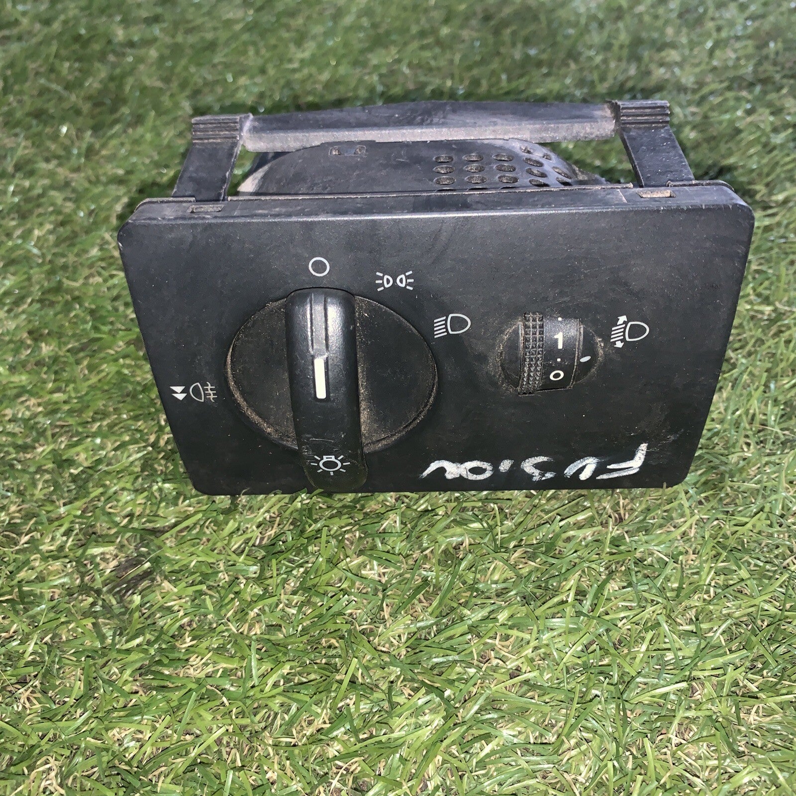 Pulsantiera comando luci Ford Fiesta V- Fusion Dal 2002 al 2008 Cod:6s6t13a024ca