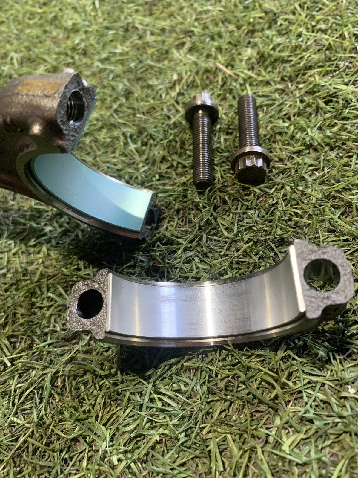 Pistone Motore Volkswagen Polo 2024 1.0 benzina DKL 04C107065AT (3)