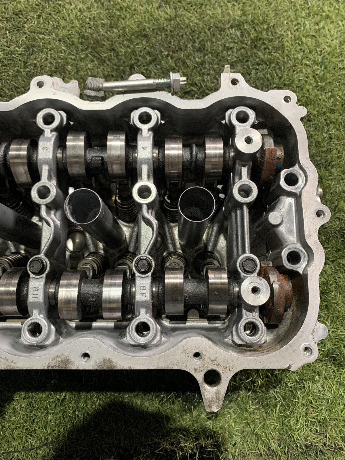 Testata Motore Toyota Yaris 2017-2018 1.5 Benzina 2NR FE 1110149526