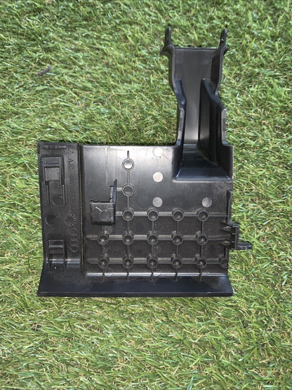 Plastica Sedile Posteriore Destra Audi Q7 2016 4M0883690C