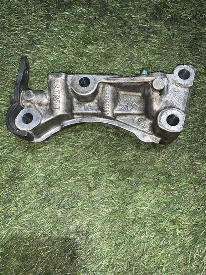 Supporto Motore Destro Peugeot 2008 2015 1.6 Diesel 9683165580
