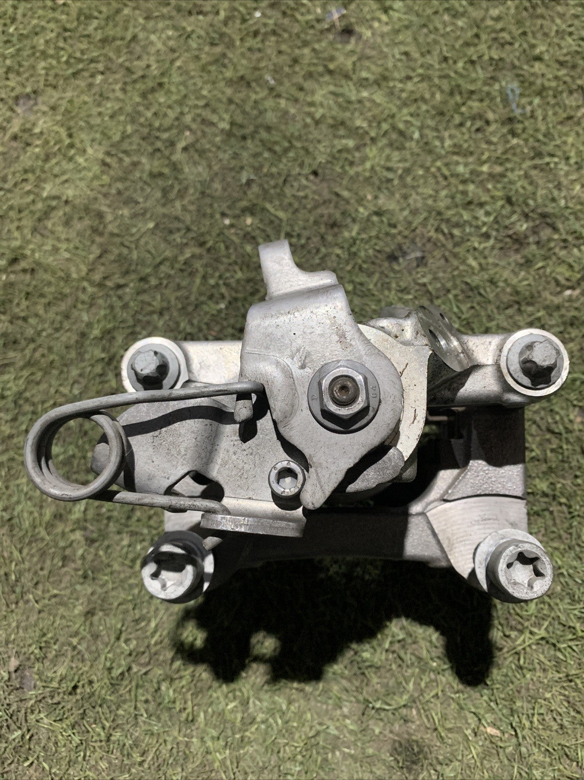 Pinza Freno Posteriore Destra Peugeot 208 2022 9824501780