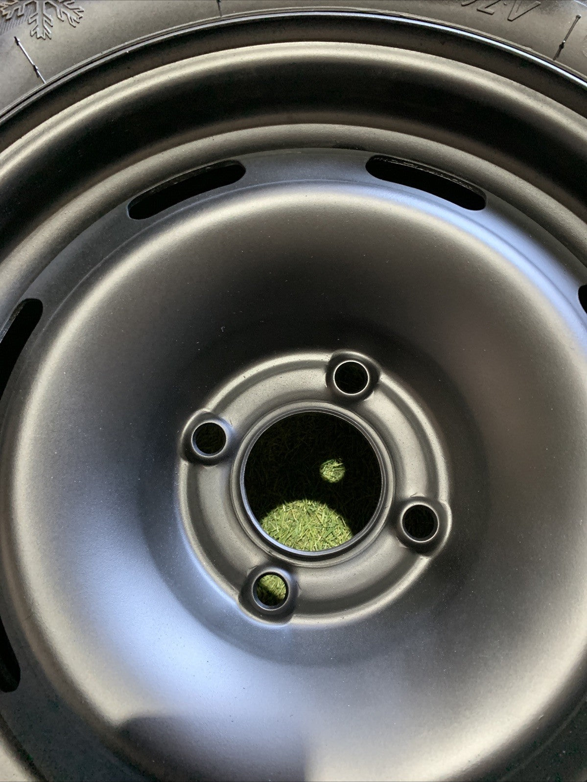 Cerchio In Ferro Da 15 Con Gomma Citroen C3 2013 515045 (2)