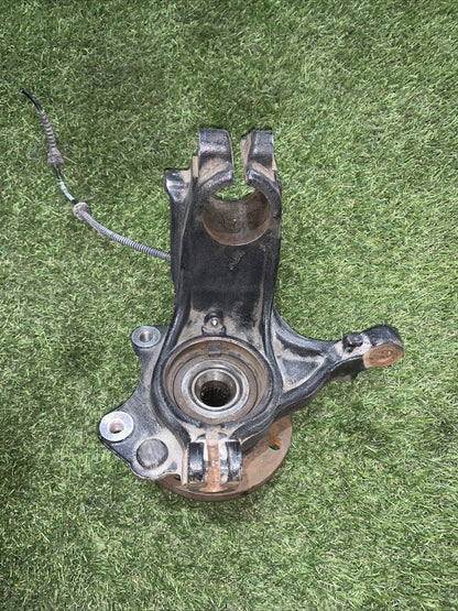 Mozzo Montante Anteriore Destro Peugeot 208 1.6