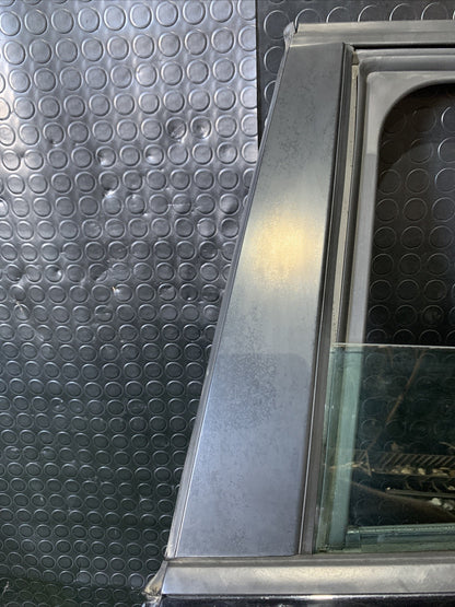 Porta Portiera Sportello Posteriore Sinistro Peugeot 208 2017