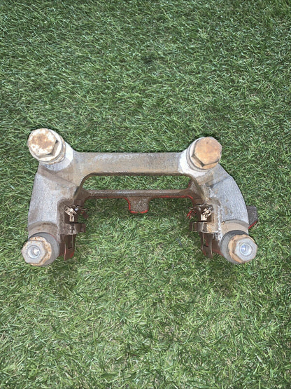 Porta Pinza Freno Posteriore Destra Audi A5 2012