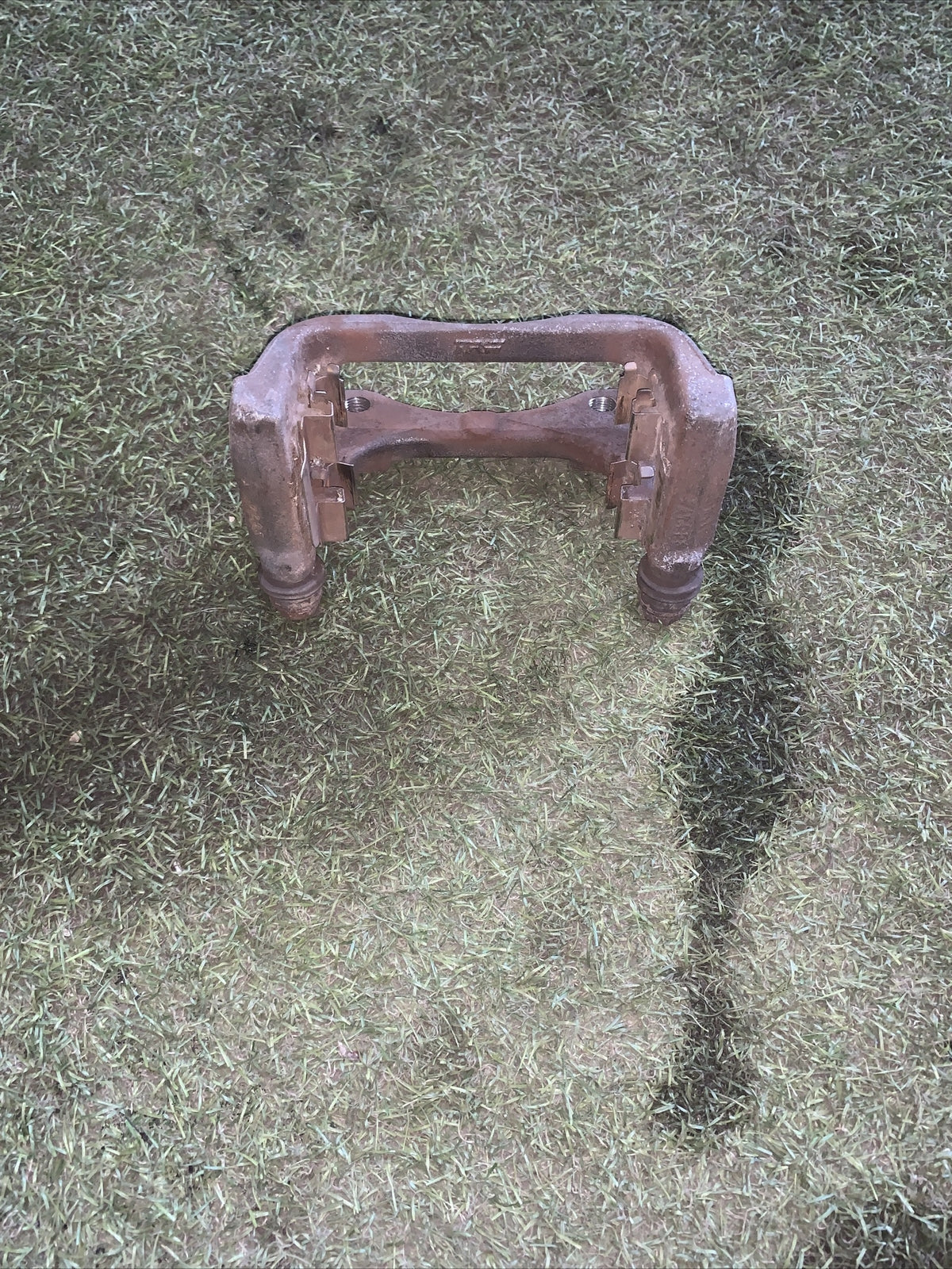 porta pinza freno  anteriore sinistro lancia y 2005