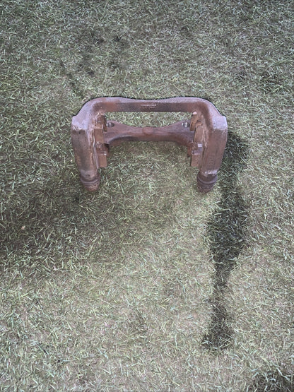 porta pinza freno  anteriore sinistro lancia y 2005