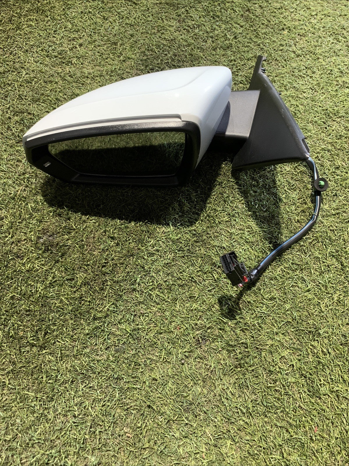 SPECCHIO SPECCHIETTO RETROVISORE SINISTRO SX AUDI A1 2019-2025 8 FILI