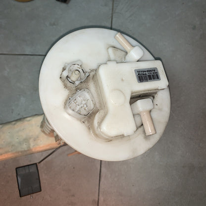 POMPA CARBURANTE TOYOTA Yaris 77704-0D070 Benzina 1.3