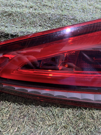 Stop Fanale Posteriore Interno Destro Mercedes Classe A W177 A1779061800
