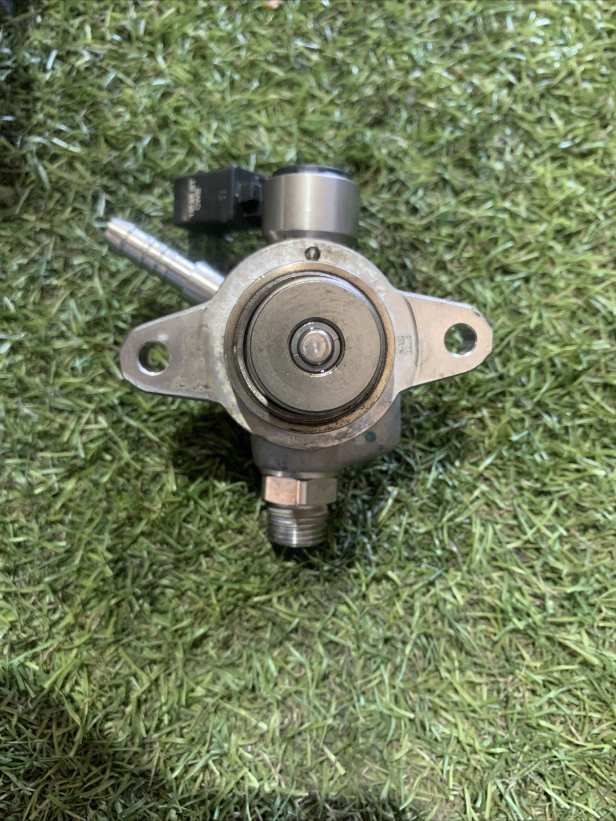 Pompa Iniezione Carburante Volkswagen T-Roc 1.0 Turbo Benzina 04E127027R DKR