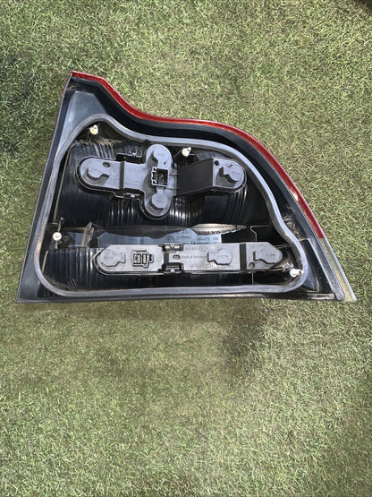 STOP SINISTRO VOLVO S60 1 SERIE 8664079