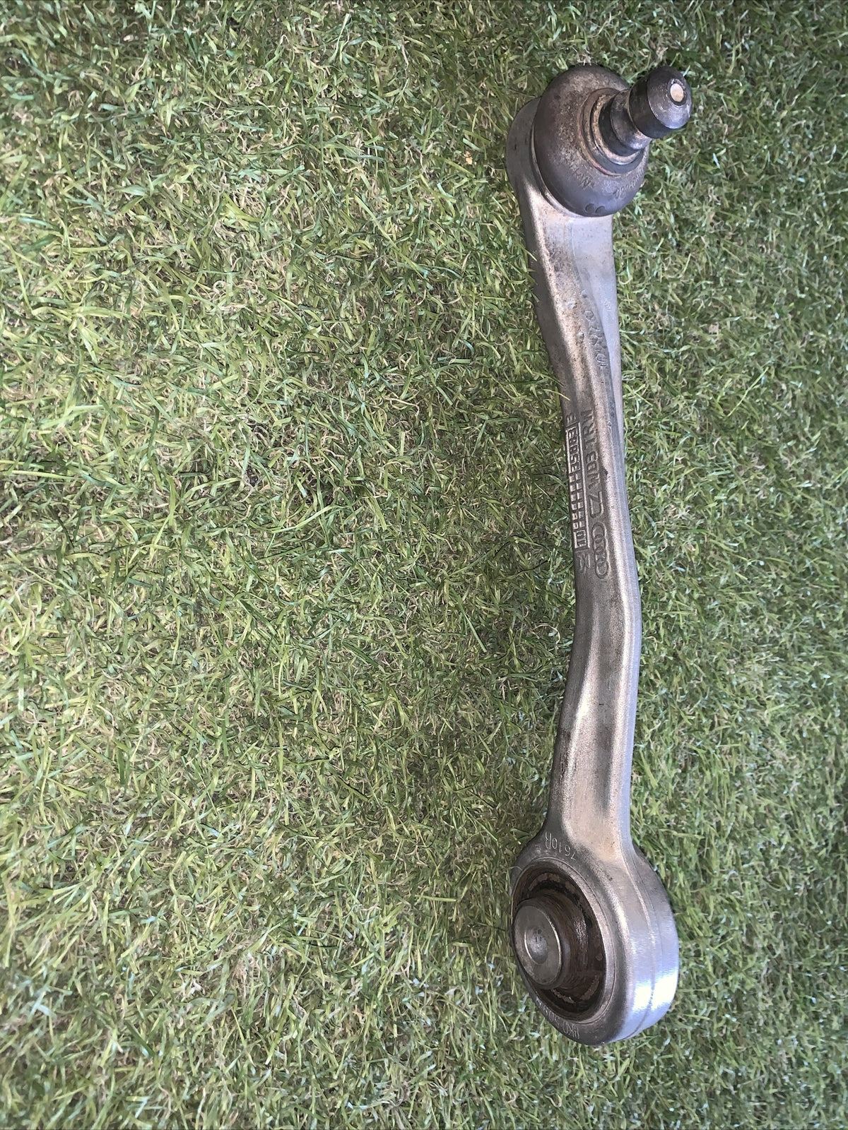 Braccio Oscillante Anteriore Superiore Sinistra Audi A4 2011 8K0509B