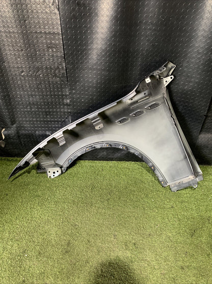 Parafango Anteriore Destro Maserati Levante 