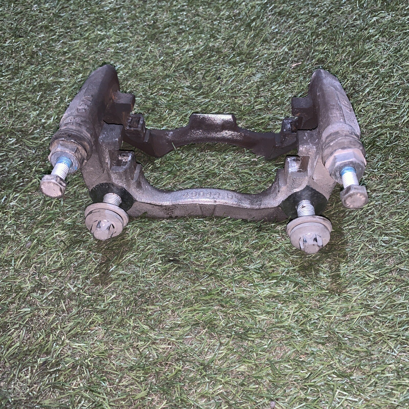 PORTA PINZA FRENO ANTERIORE Destra BMW Serie 1 F40 54/24/307 (19) 1378149