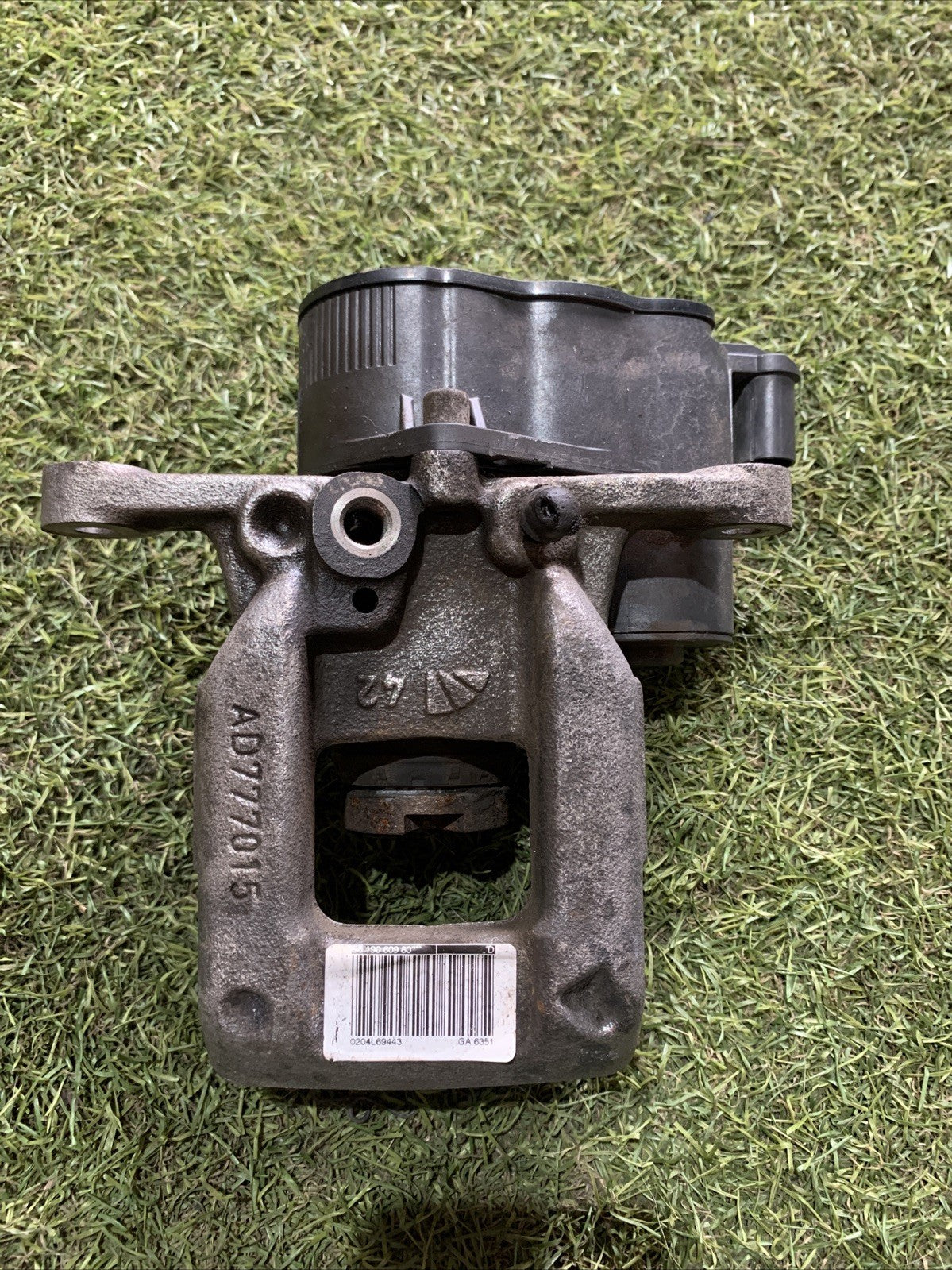 Pinza freno posteriore destra DX Elettrica PEUGEOT 3008 DAL 2016 9819060980 (2)