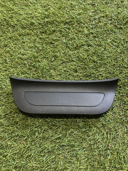 Copertura Rivestimento Soglia Posteriore Destra Kia Sportage 2023 85888-R2000