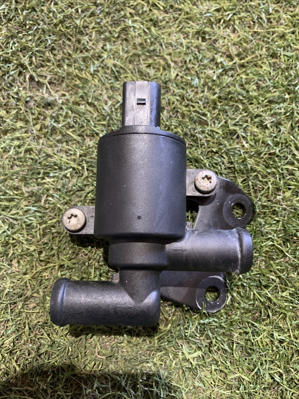 POMPA ACQUA AUSILIARIA AUDI A6 2013 4H0121671B