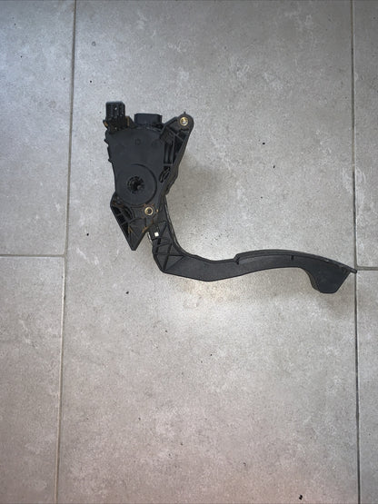 Pedale Acceleratore 180022703R DACIA Sandero 2017