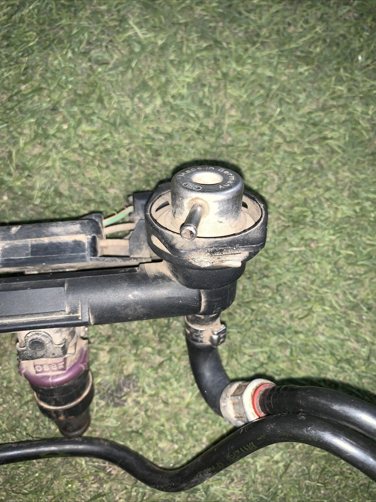 7700870914 FLAUTO INIETTORI RENAULT Clio Serie 1.2 benzina (1997)