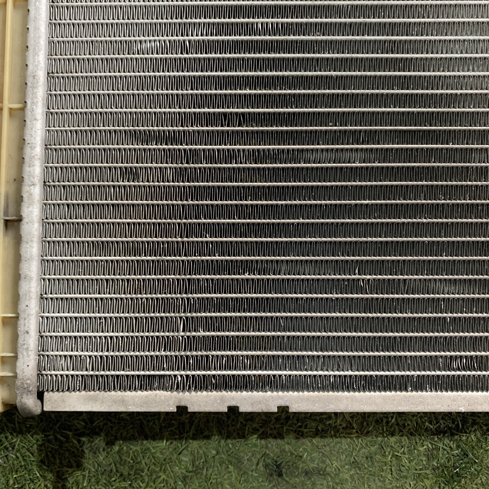 RADIATORE ACQUA LIQUIDO RAFFREDDAMENTO MOTORE LANCIA YPSILON 1.2 BENZINA 2018