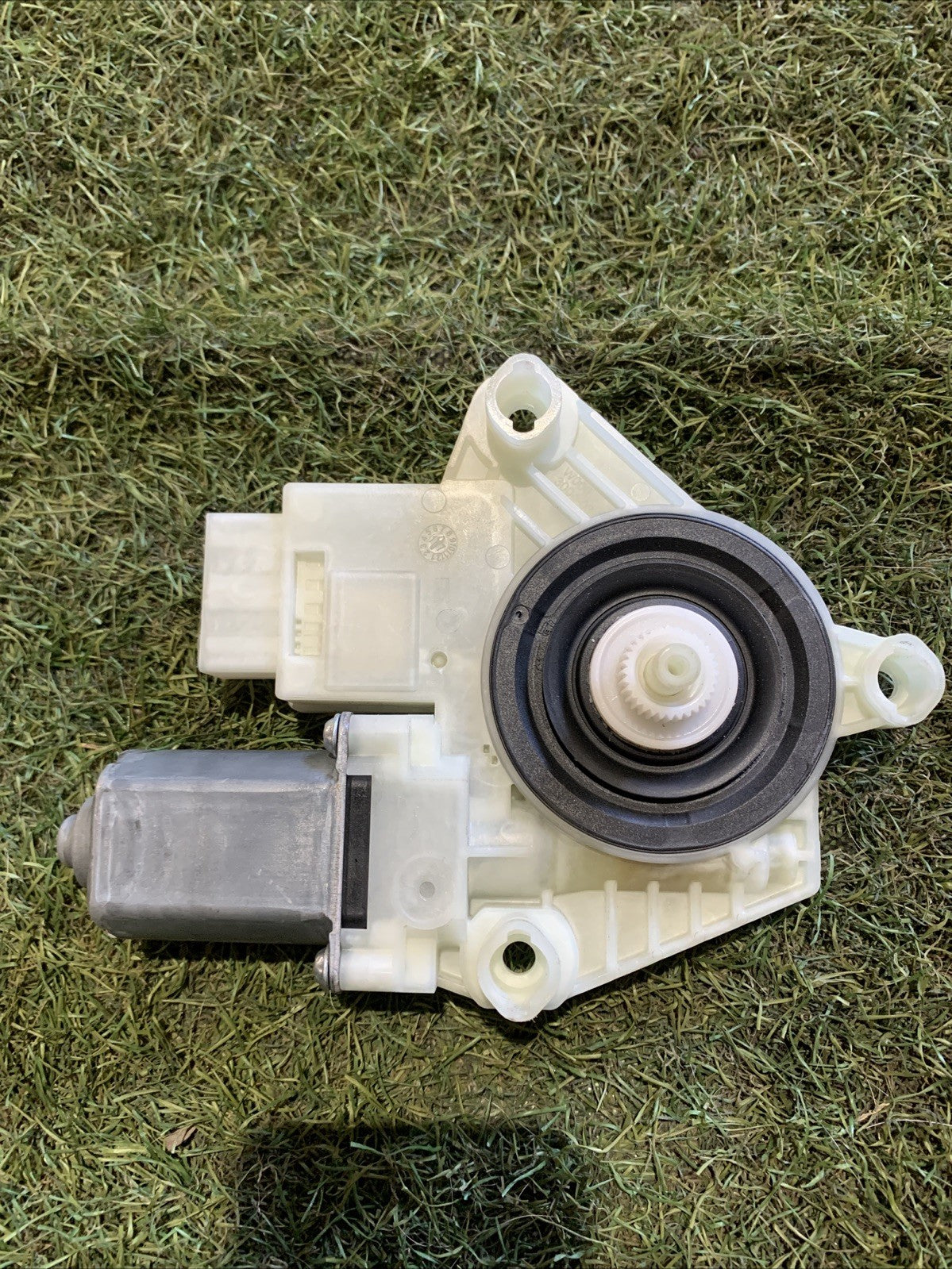 Motorino Alzavetro Anteriore Destro Skoda Fabia 2017 5JA959812K