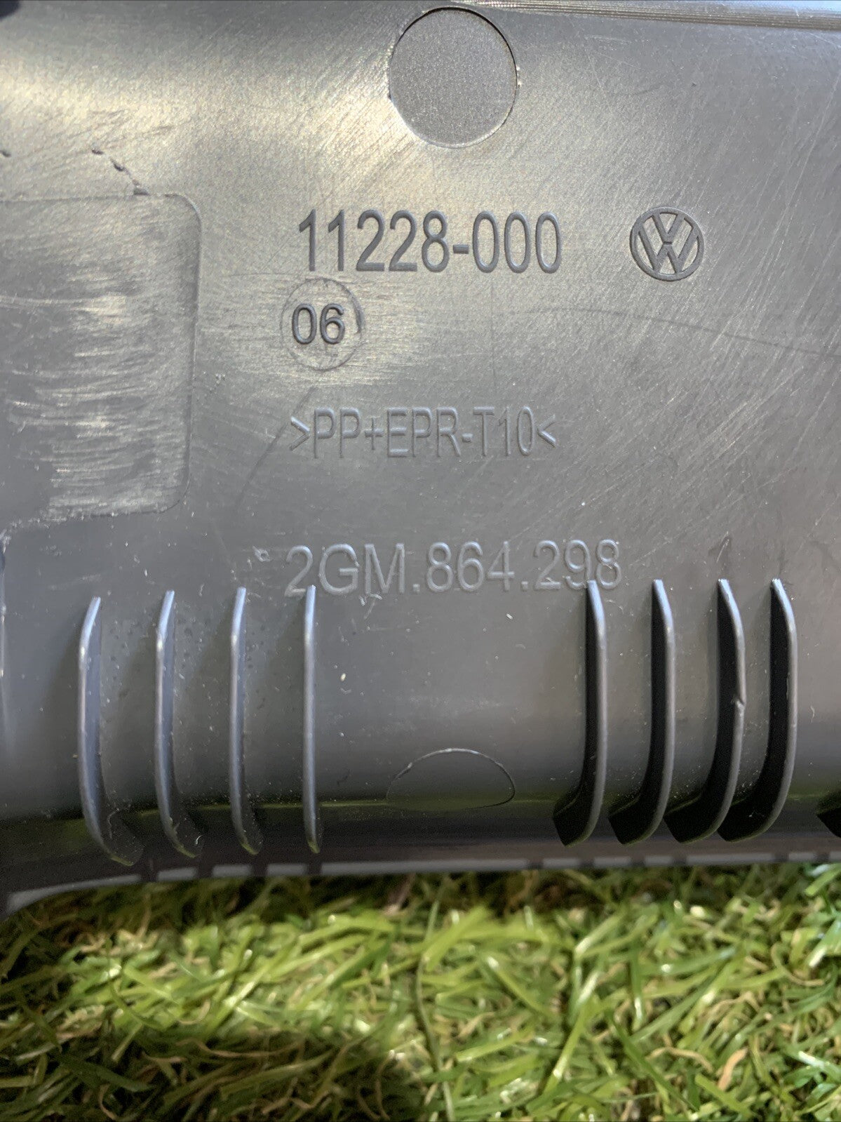 2GM864298 Plastica Rivestimento Tunnel Centrale Posteriore Volkswagen T-Cross