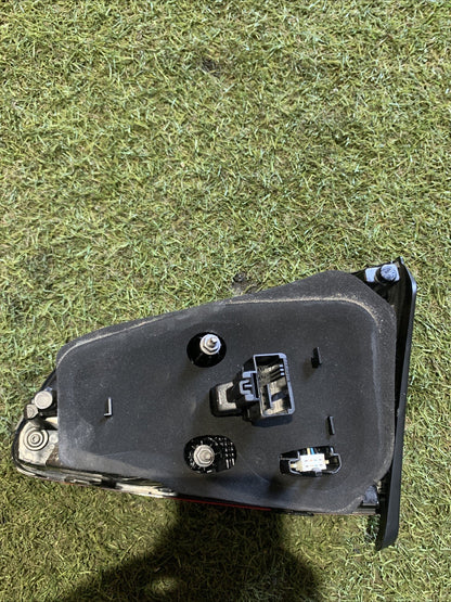 FANALE STOP INTERNO POSTERIORE SINISTRO VOLKSWAGEN GOLF 7.5 5G0945093AG