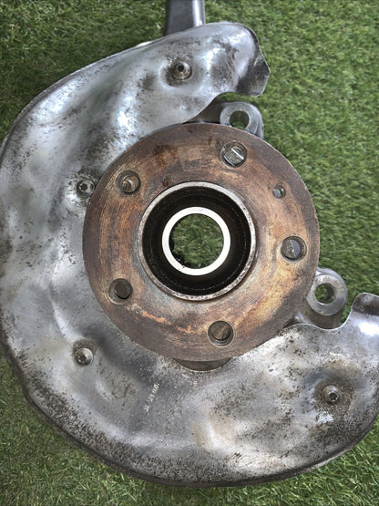 Mozzo Montante Anteriore Sinistro Audi A4 2011 3.0