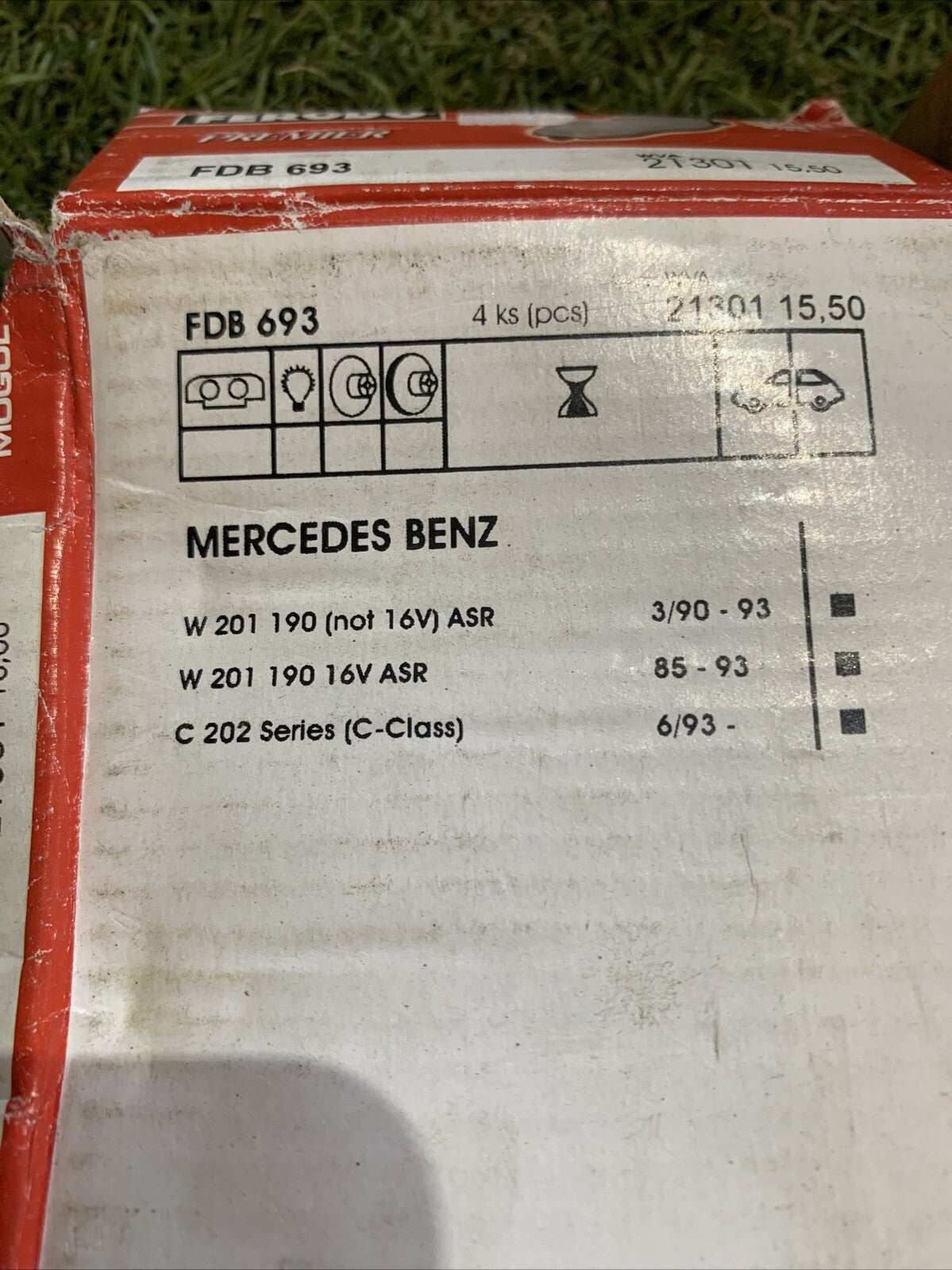 KIT PASTIGLIE FRENO POSTERIORI MERCEDES W 201-C 202 FERODO FDB693