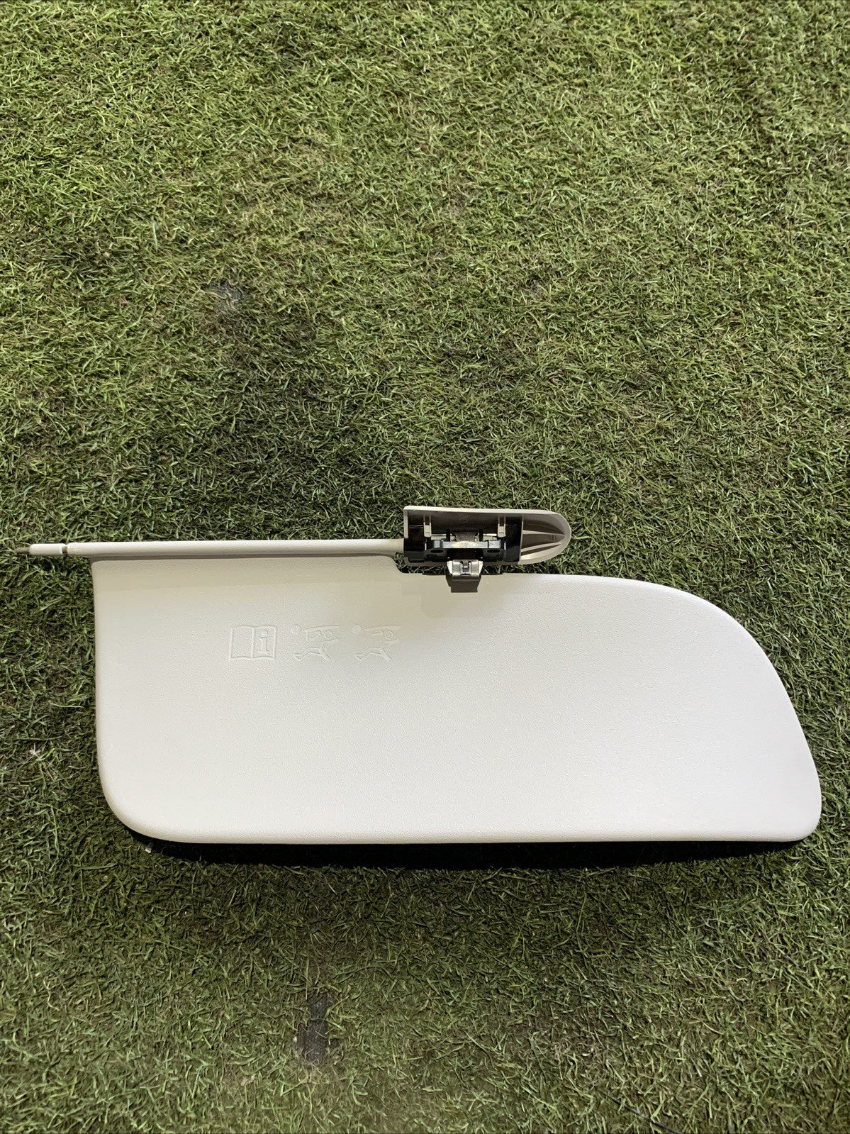 Aletta Parasole Anteriore Destra Citroen C3 09-15 1613251480