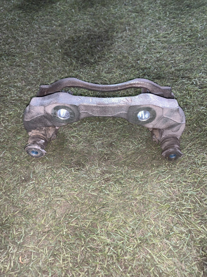 Porta Pinza Anteriore Sinistro Peugeot 208 2012 0204L6137901