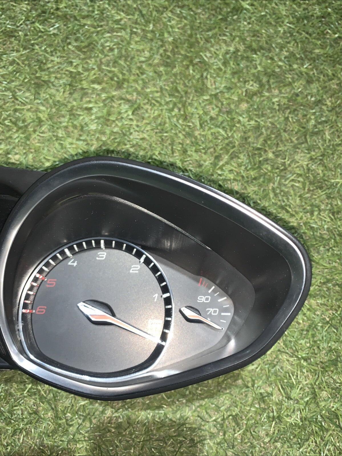 QUADRO STRUMENTI CONTACHILOMETRI PEUGEOT 308 1.6 D (ANNO 2016) 9809838780