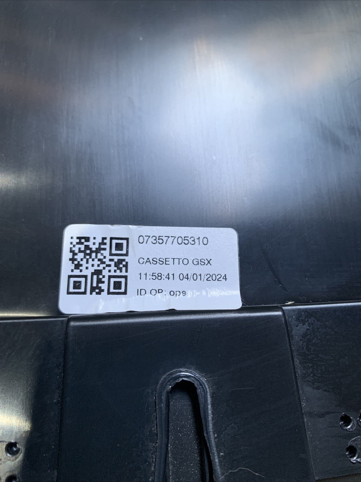 CASSETTO PORTA OGGETTI PER JEEP Avenger Serie 07357705310 (22>)