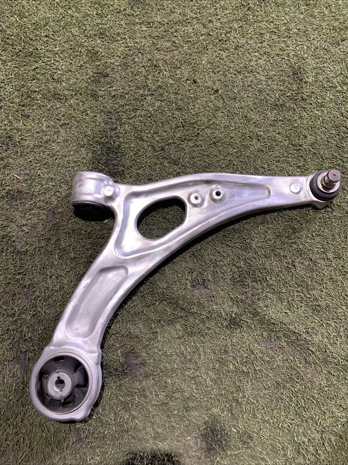 Braccio Oscillante Anteriore Destro Ford Kuga 2020 1.5 Diesel LX61-3A423-AEA