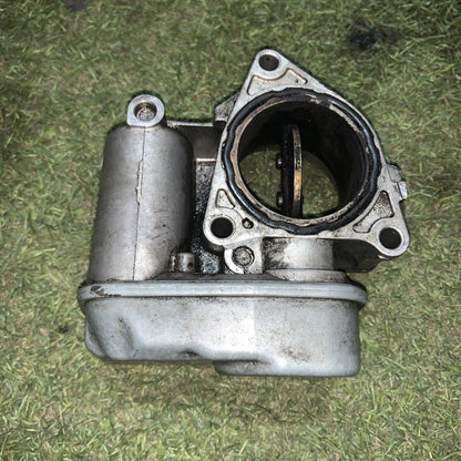 Corpo farfallato valvola VOLKSWAGEN PASSAT 2.0 tdi codice ricambio: 03G128063B