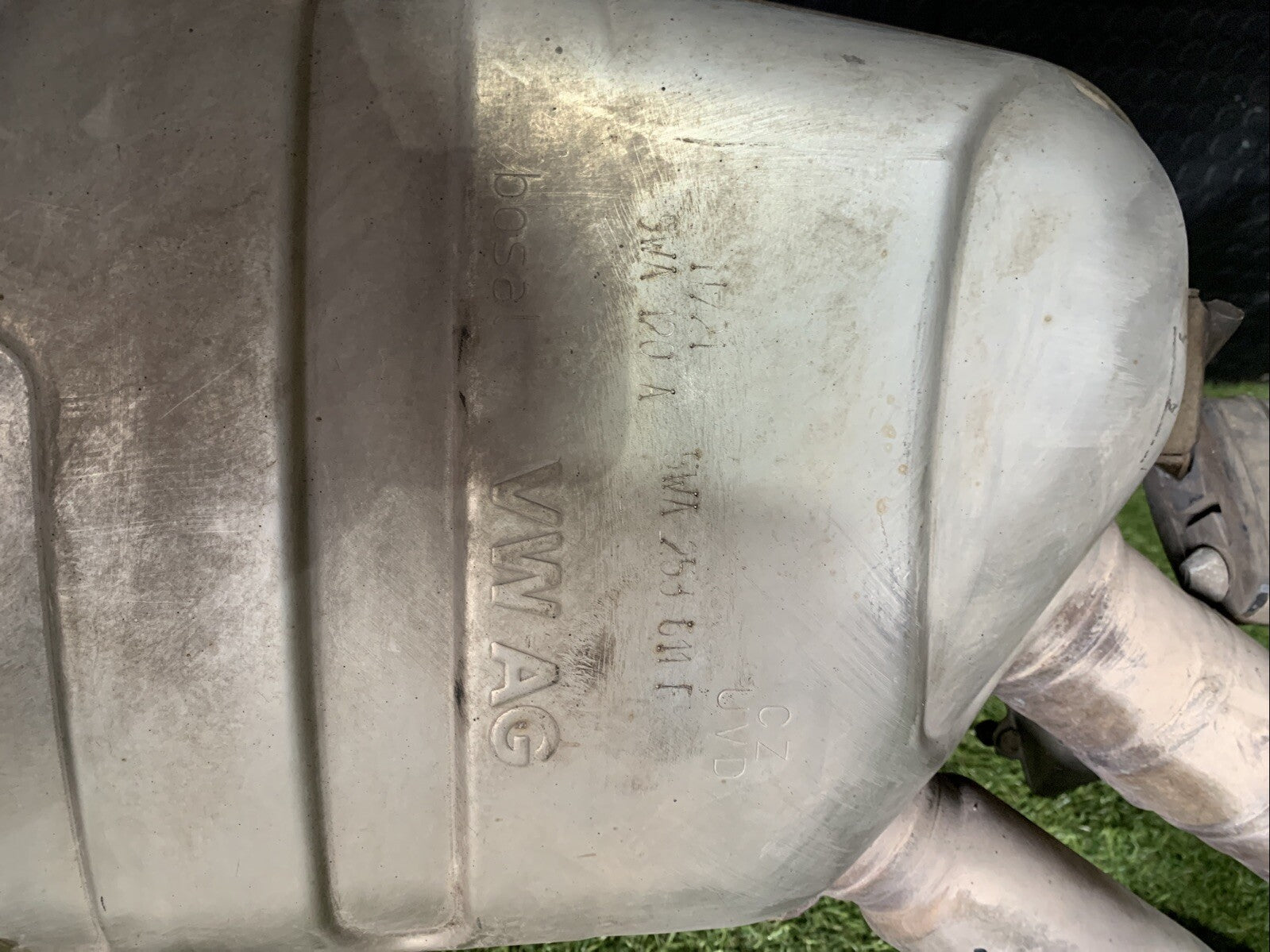 Terminale Di Scarico Volkswagen Golf 8R 2.0 Benzina 5WA253611F