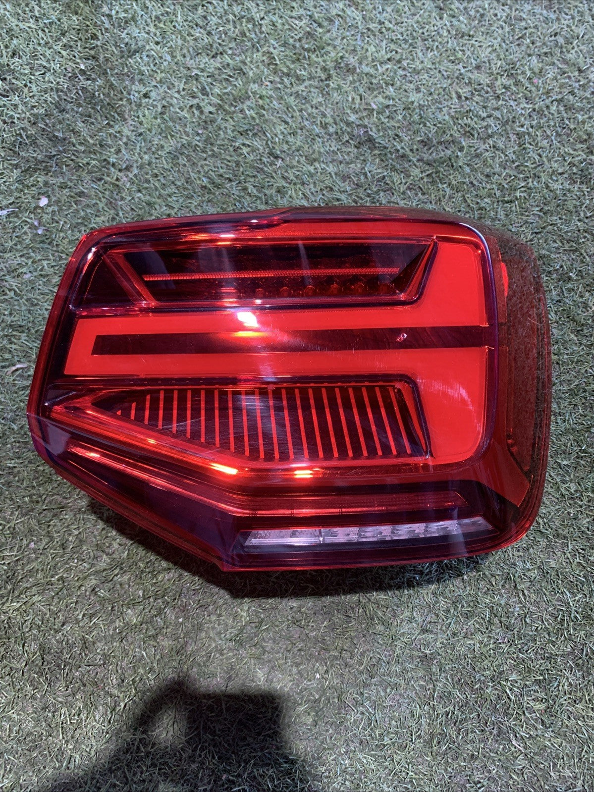 STOP FARO FANALE POSTERIORE DX DESTRO AUDI Q2 2019 81A945092B