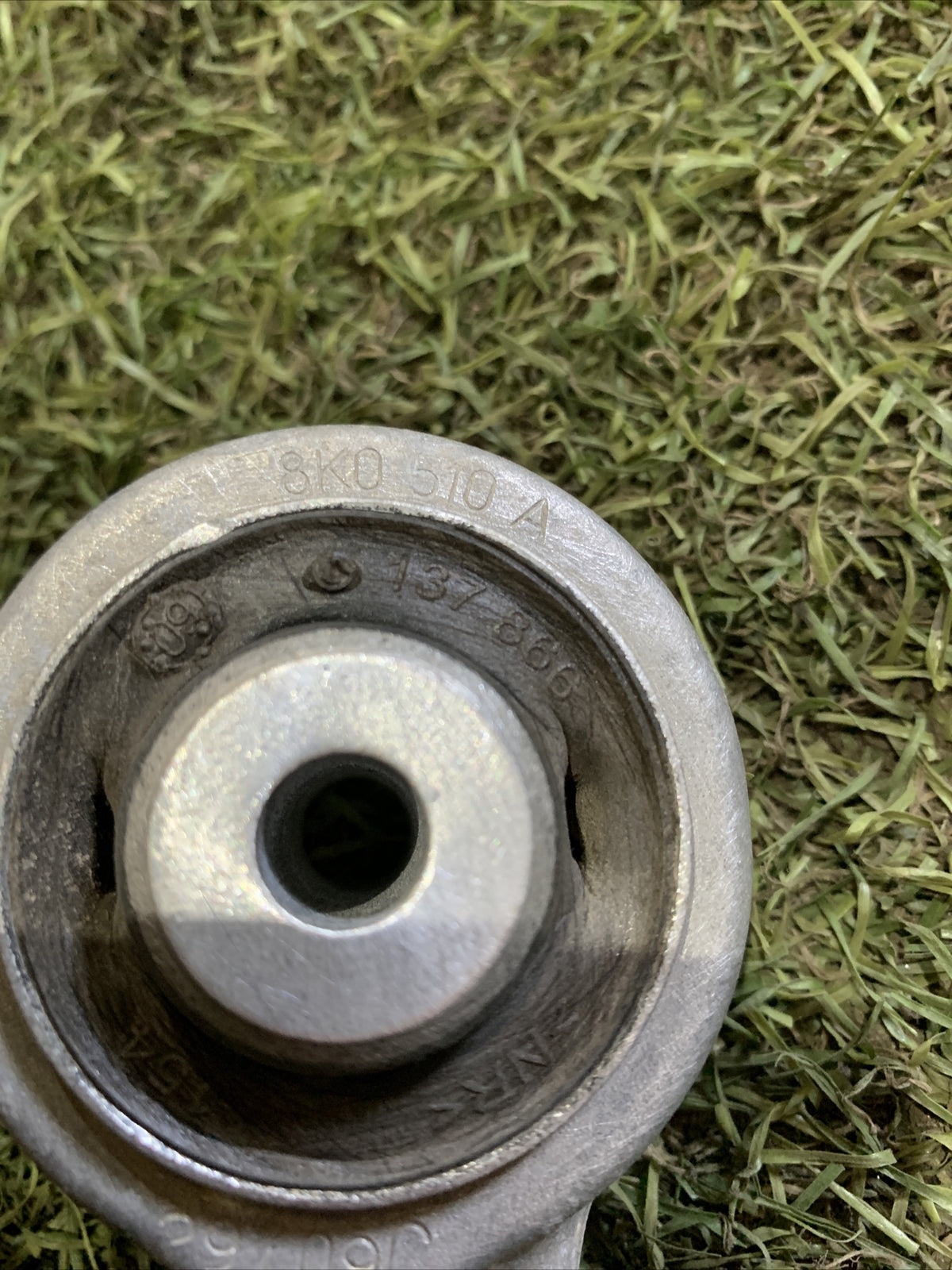 8K0510A BRACCIO OSCILLANTE ANTERIORE DESTRO AUDI A5